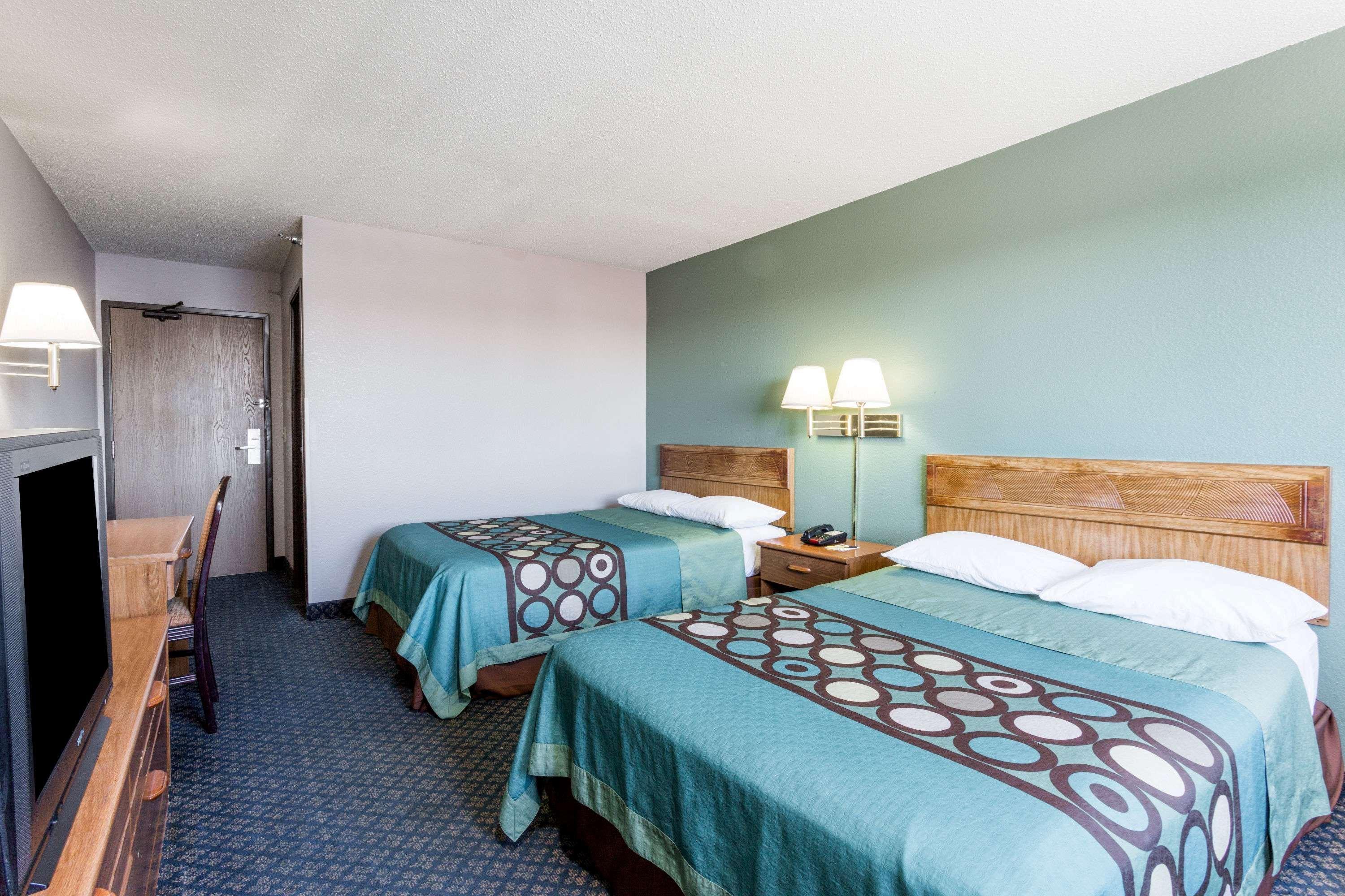 Hotel Super 8 By Wyndham Richmond Midlothian Turnpike Extérieur photo
