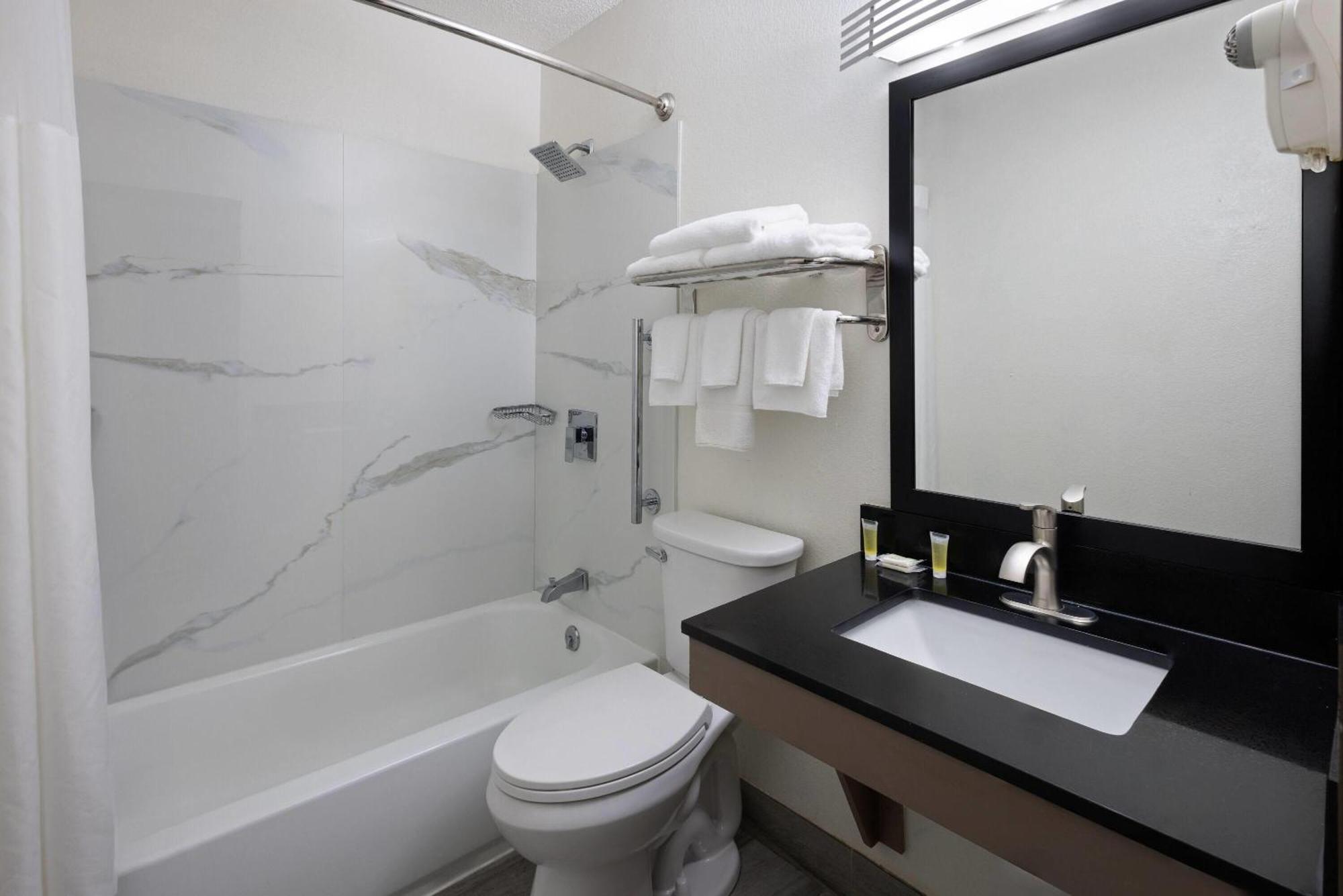 Hotel Super 8 By Wyndham Richmond Midlothian Turnpike Extérieur photo